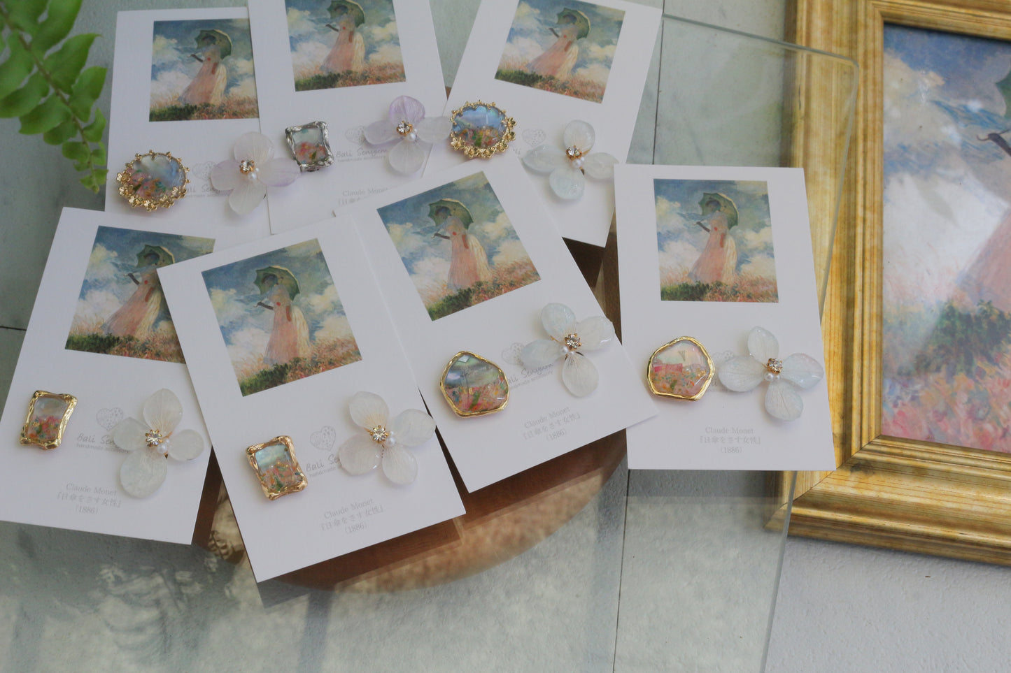 Monet Inspired Flower Earrings No.20 イヤリングClip-on 日傘をさす女性