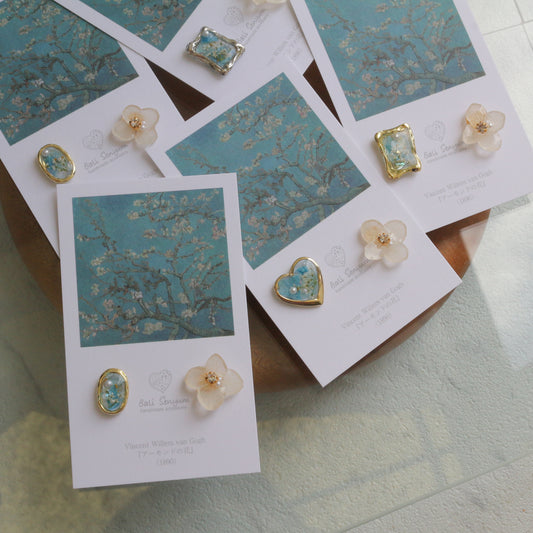 Gogh Inspired Flower and Medallion No. 1 Pierceチタンピアス - アーモンドの花