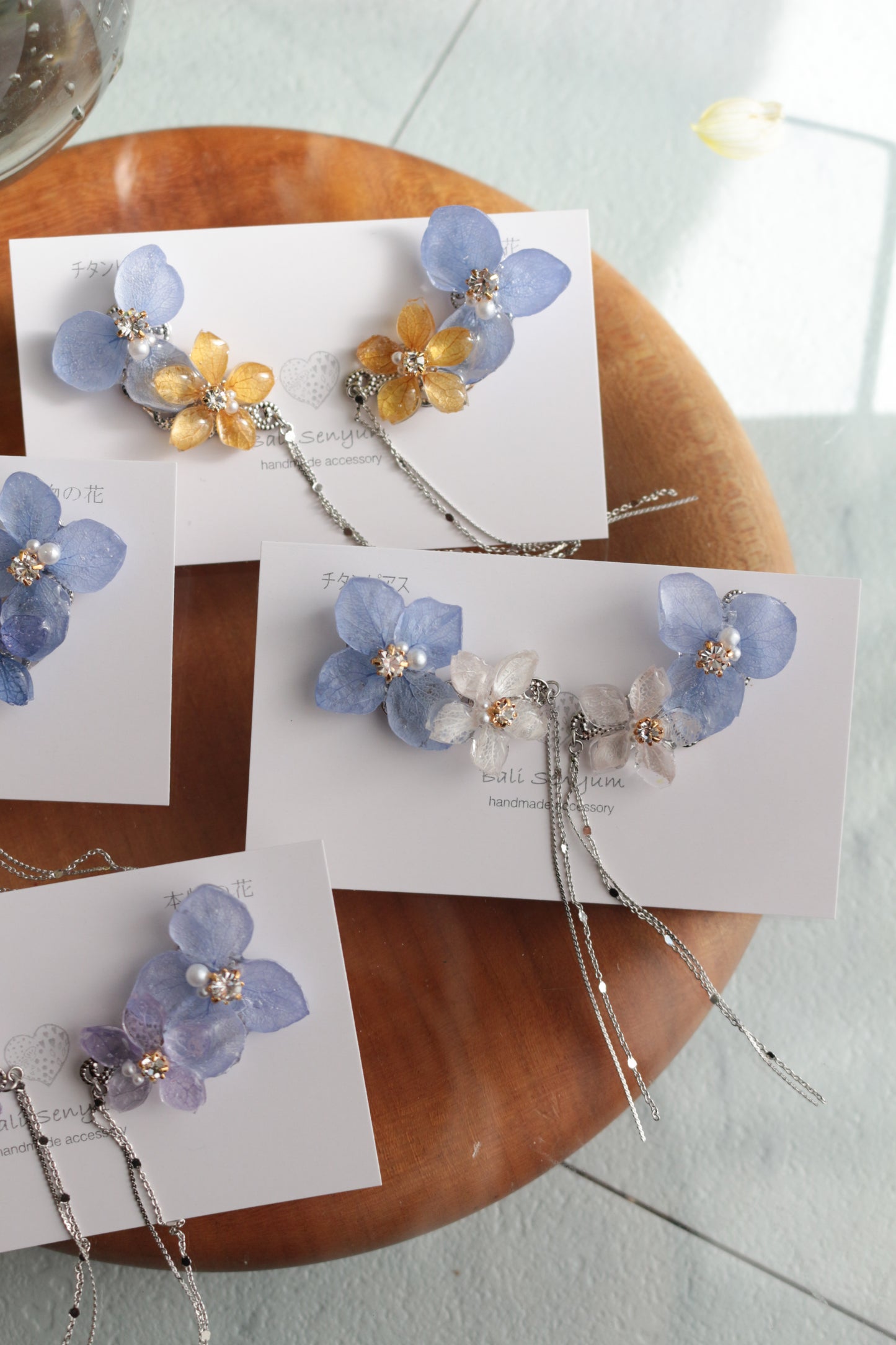Hydrangea Flying Butterfly Earrings No.43 - Titanium Pierce(ピアス）