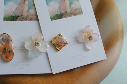 Monet Inspired Flower Earrings No.8 ピアスTitanium Pierce 日傘をさす女性