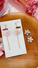 Teadrop Someiyoshino Sakura Earrings