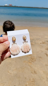 Sea Shell with Flower Medallion Earring- Titanium Piecing (チタンピアス）