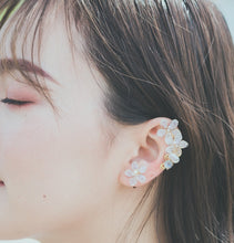 Someiyoshino Double Sakura Earring and Ear Cuff 〜 White
