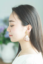 Sea Shell with Flower Earring- Titanium Pierce(チタンピアス）- No.16
