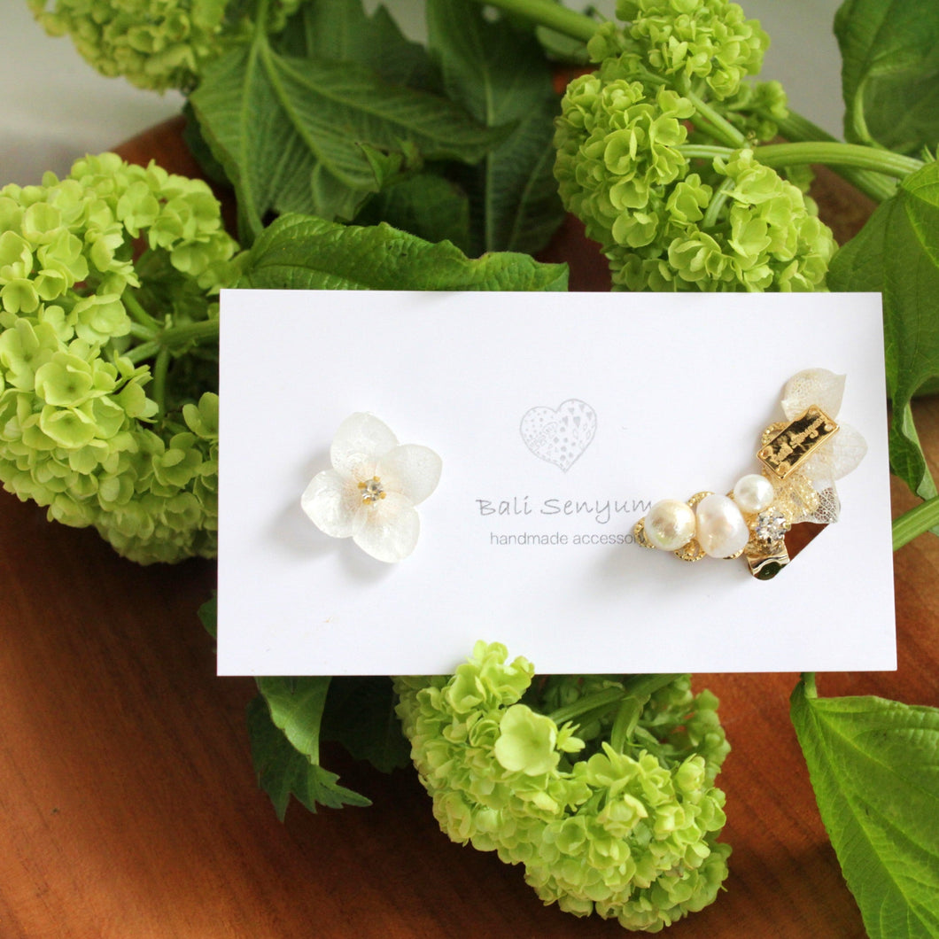 NEW Asymmetrical Hydrangea Earrings - Clip On and Titanium pierce (チタンピアス)