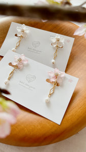 Someiyoshino Sakura Earrings with Short Chain & Pearl